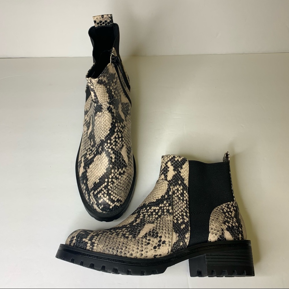 NWOT Universal Thread Snakeskin Print Combat Boots